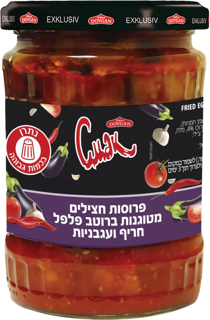 פרוסות חצילים מתוגנים ברוטב פלפל חריף ועגבניות  אג'יקה 530 גר