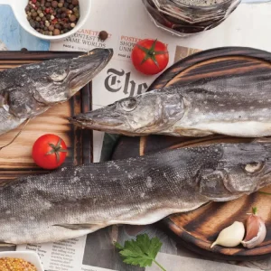 פרוסות פילה דג זאב מים מיובש ומומלח